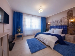 Снять трехкомнатную квартиру Алексеева ул, 90  м&sup2;, 4720 рублей