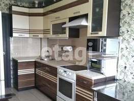 Продается 2-комнатная квартира Строителей пр-кт, 61.5 м², 6300000 рублей