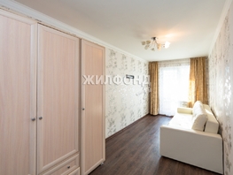 Продается 3-комнатная квартира Солнечная Поляна ул, 60.5 м², 3750000 рублей
