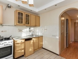 Продается 3-комнатная квартира Юрина ул, 63  м², 5899000 рублей