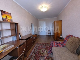 Продается 3-комнатная квартира Сибирский пр-кт, 60  м&sup2;, 5950000 рублей