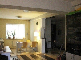 4-комнатная квартира, 180 м², 1/2 этаж