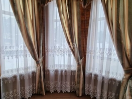 Дом, 276 м², 3 этажа, участок 200 сот.