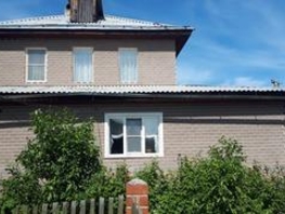 Дом, 180 м², 2 этажа, участок 15 сот.