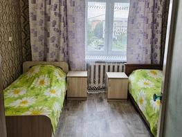 Снять двухкомнатную квартиру Кошевого ул, 61  м&sup2;, 2000 рублей