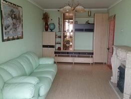 Продается 3-комнатная квартира Строителей б-р, 65  м², 6500000 рублей
