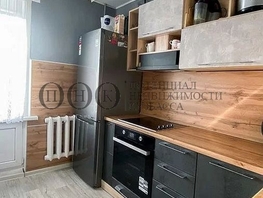 Продается 3-комнатная квартира Веры Волошиной тер, 60  м², 6240000 рублей