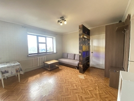 Продается 2-комнатная квартира километр р-255, обход кемерово, 3-й, 40.9  м², 3990000 рублей