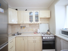 Продается 2-комнатная квартира Юрия Смирнова ул, 44.8 м², 3800000 рублей