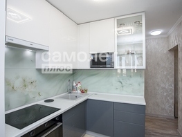 Продается 2-комнатная квартира Строителей б-р, 56.5 м², 6990000 рублей