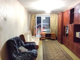 Продается 2-комнатная квартира Строителей б-р, 44.8  м², 3800000 рублей