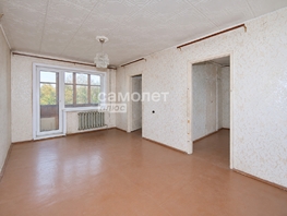 Продается 3-комнатная квартира Пионерский б-р, 46  м&sup2;, 4100000 рублей