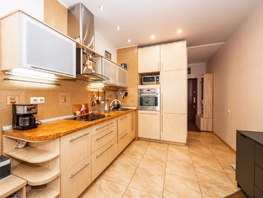 Продается 3-комнатная квартира Народная ул, 70 м², 6300000 рублей