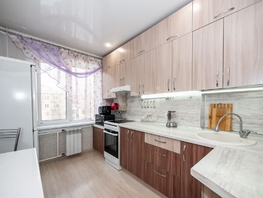 Продается 3-комнатная квартира Объединения ул, 59.5 м², 6300000 рублей