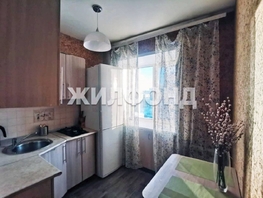 Продается 2-комнатная квартира Линейная ул, 43.8 м², 6700000 рублей