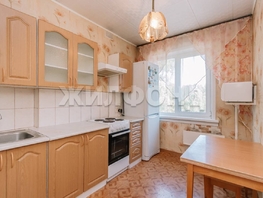 Продается 3-комнатная квартира Петухова ул, 60 м², 5100000 рублей