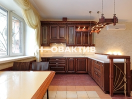 Продается 3-комнатная квартира Красный пр-кт, 221.8 м², 29900000 рублей