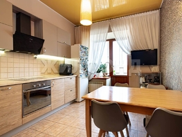 Продается 2-комнатная квартира Крылова ул, 62 м², 14850000 рублей