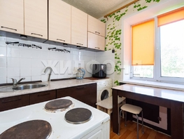 Продается 4-комнатная квартира Народная ул, 72.6  м², 6800000 рублей