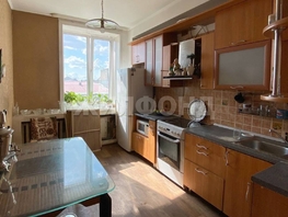 Продается 4-комнатная квартира Бетонная ул, 91.4  м², 6000000 рублей