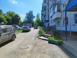 Продается 3-комнатная квартира Есенина ул, 59  м&sup2;, 5900000 рублей