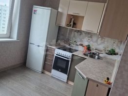 Продается 1-комнатная квартира Земнухова ул, 38  м&sup2;, 4500000 рублей