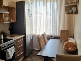 Продается 3-комнатная квартира Бориса Богаткова ул, 60  м&sup2;, 8600000 рублей