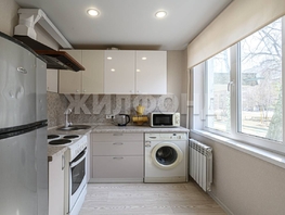 Продается 3-комнатная квартира Учительская ул, 60  м&sup2;, 6450000 рублей
