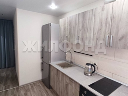 Продается 2-комнатная квартира Троллейная ул, 43.8  м&sup2;, 5300000 рублей