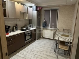 Продается 3-комнатная квартира Героев Революции ул, 61.4  м&sup2;, 8990000 рублей