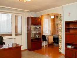 Продается 2-комнатная квартира Листвянская ул, 44  м&sup2;, 2800000 рублей