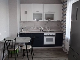 Продается 2-комнатная квартира Александра Чистякова ул, 56.8  м², 6450000 рублей