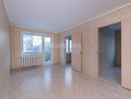 Продается 4-комнатная квартира Ленинградская ул, 59.5  м², 6000000 рублей