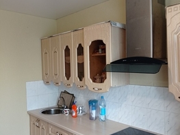 Продается 3-комнатная квартира Крыловская ул, 68 м², 4200000 рублей
