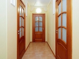 Продается 5-комнатная квартира Омская ул, 210  м², 18500000 рублей