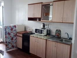 Продается 1-комнатная квартира Космический пр-кт, 44.5  м², 20000 рублей