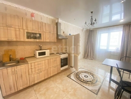 Продается 4-комнатная квартира Линия 6-я ул, 140 м², 70000 рублей