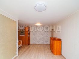 Продается 2-комнатная квартира Строителей ул, 42.5 м², 3000000 рублей