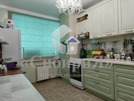 Продается 1-комнатная квартира Осенний пер, 37.7 м², 5600000 рублей