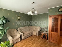 Продается 3-комнатная квартира Асиновская ул, 68.7 м², 6400000 рублей