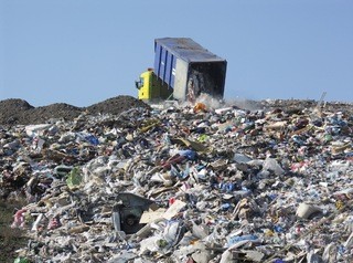 Иркутской области не хватает официальных мусорных полигонов