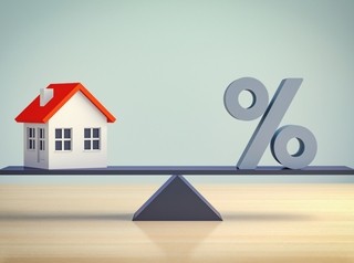 Покупатели ждут дальнейшего снижения ставок по ипотеке и цен на квартиры