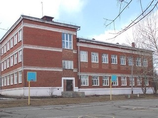 В Иркутске фактически остановили строительство пристроя к школе №75