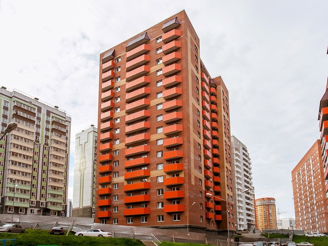 Два дома в жилом комплексе «Снегири» сдали в эксплуатацию раньше срока
