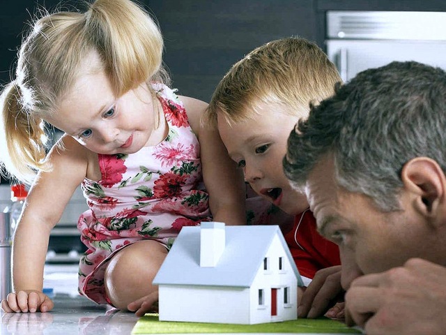 Закон о выплате многодетным семьям 450 тысяч рублей на ипотеку внесен в Госдуму 