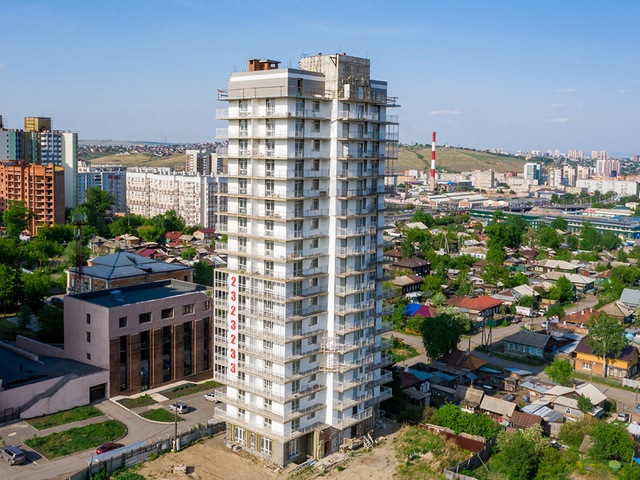 Сроки достройки 18 проблемных домов края назвали в краевом минстрое