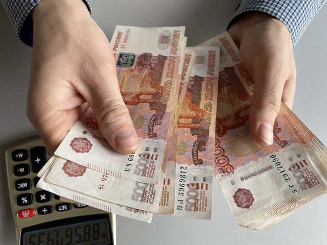 Молодежь будут стимулировать копить на первый взнос по ипотеке 
